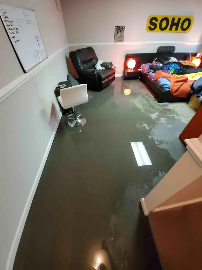 Water Damage Restoration services in Avon, IN